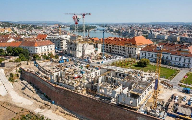 Látványos videón a József főhercegi palota rekonstrukciója