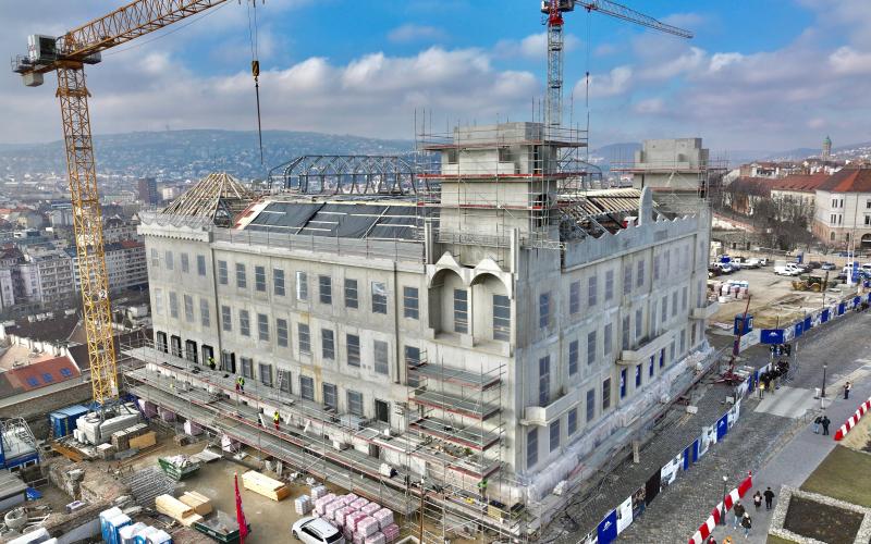 Tervezett ütemben halad a József főhercegi palota újjászületése